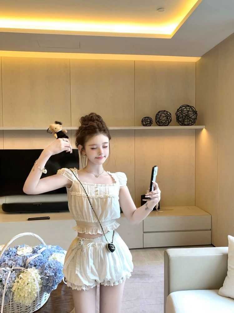 طقم صيفي من قطعتين للنساء بتصم - مراجعة Elastic Lace Trim وسعره