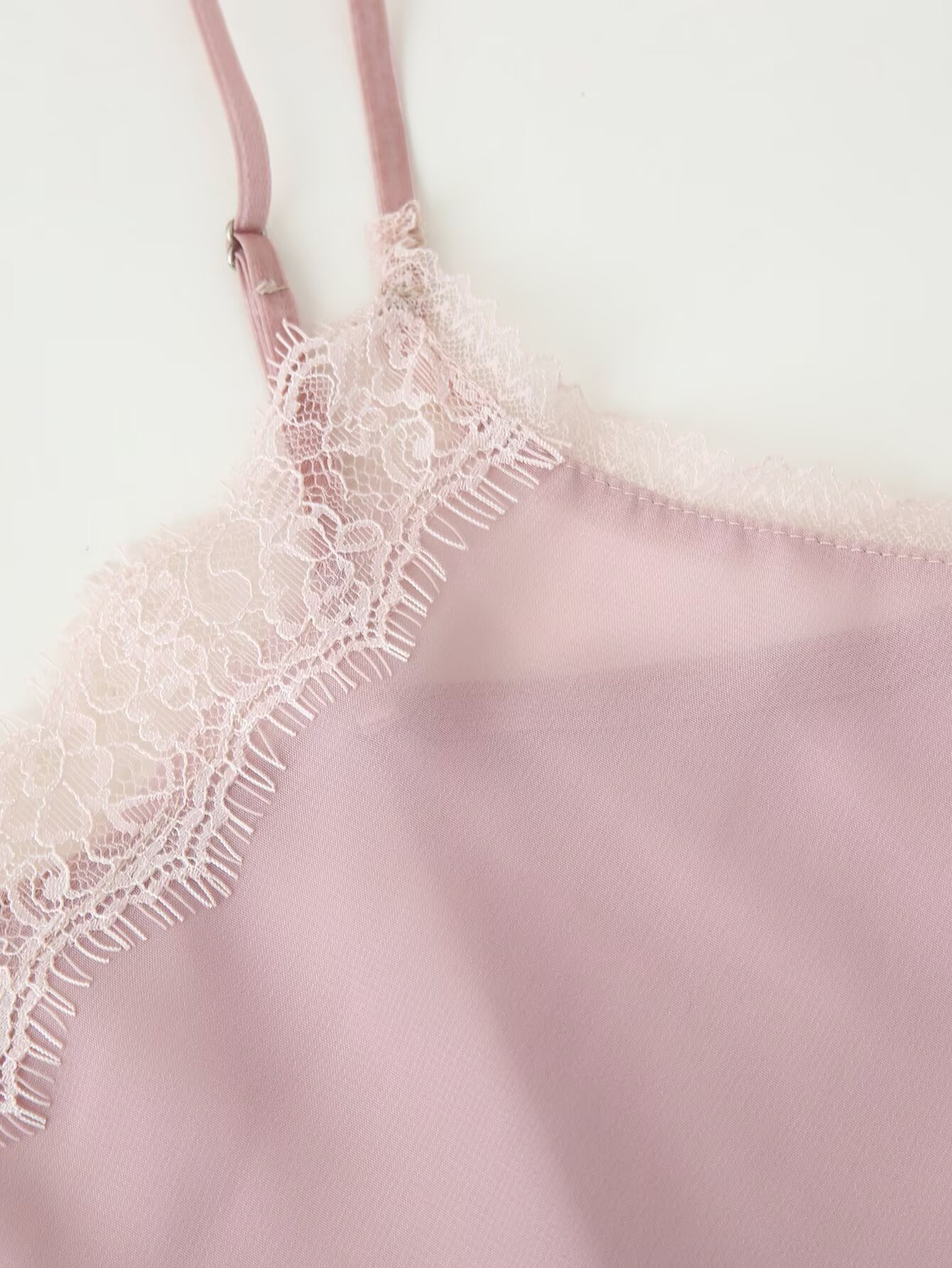 طقم توب وتنورة نسائي وردي من T - مراجعة Elastic Lace Trim وسعره