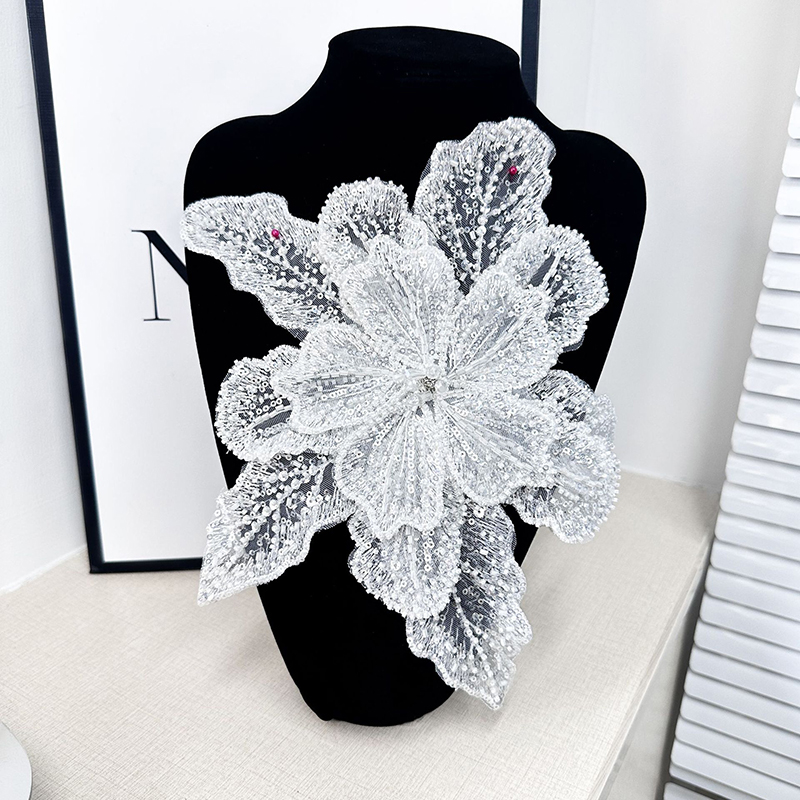 تطريز دانتيل أبيض مطرز بالترتر - مراجعة Applique Patch Flower وسعره