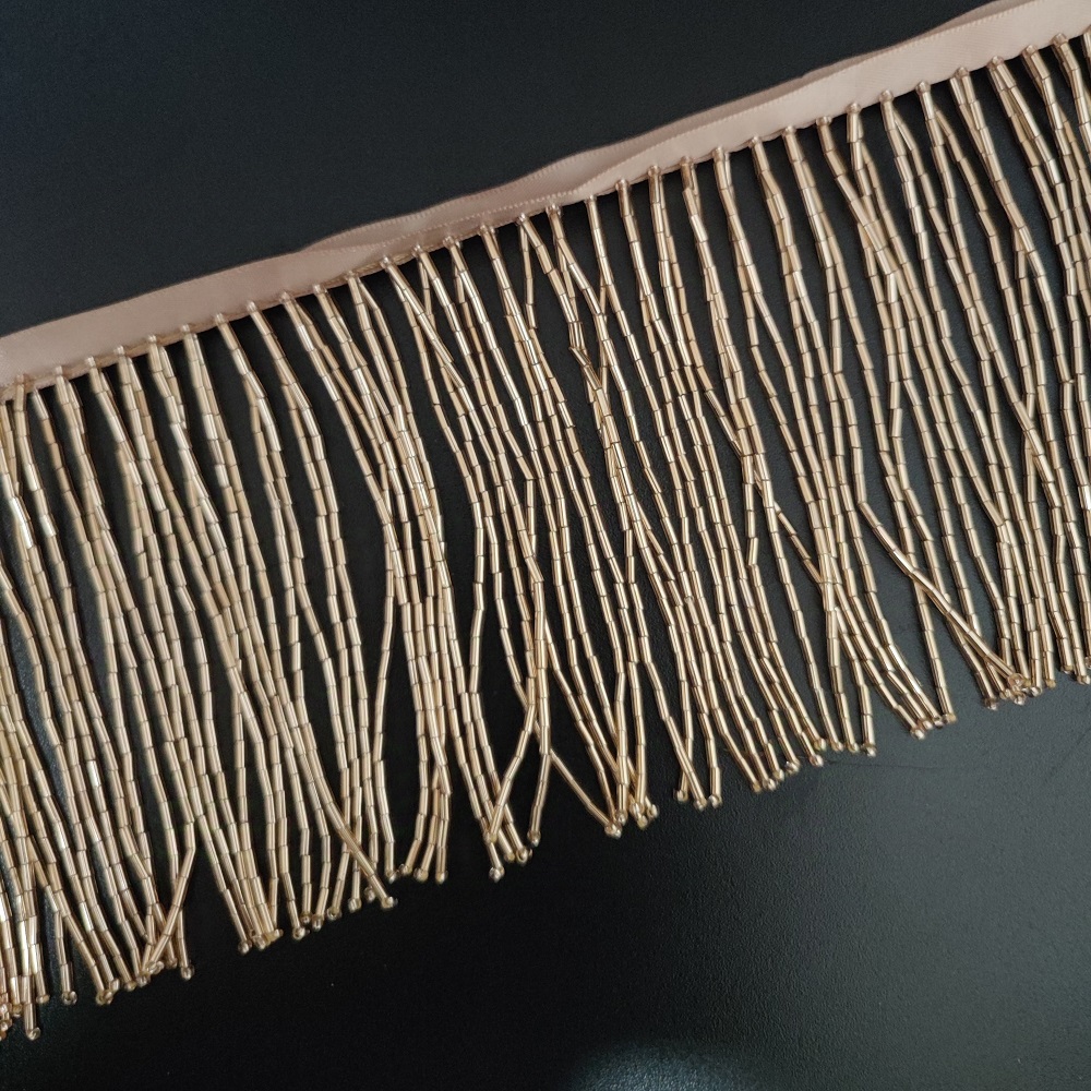 جميع حبات البوق مطرز بالخرز ،  - مراجعة Beaded Trim Fringe وسعره
